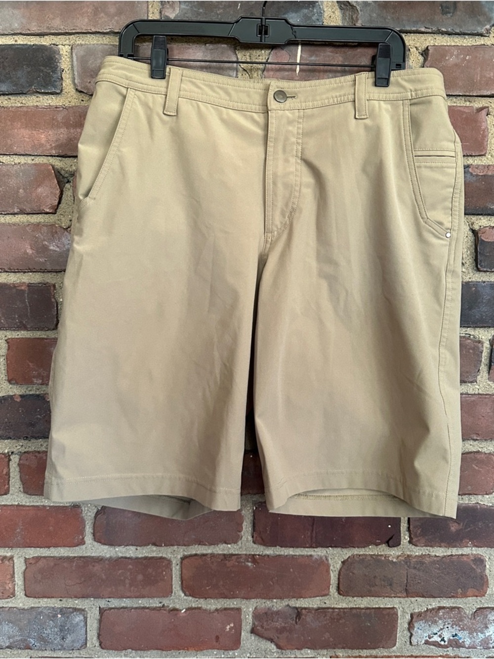 Lululemon Shorts Mens 35” waist X 10.5”